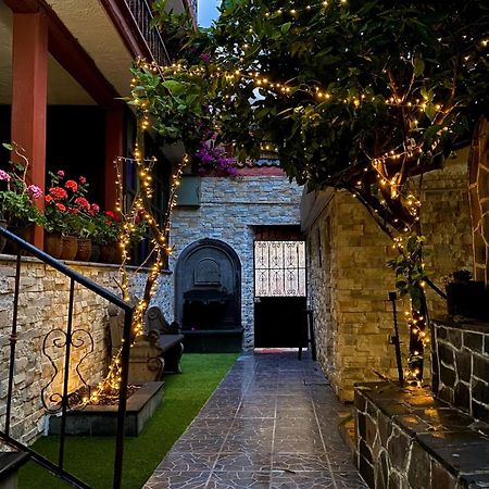 Hotel Del Carmen Tlalpujahua de Rayón エクステリア 写真